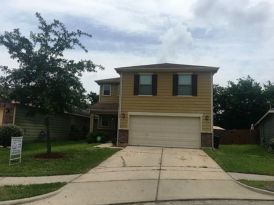 1st image of 951 Staffordale Manor Ln