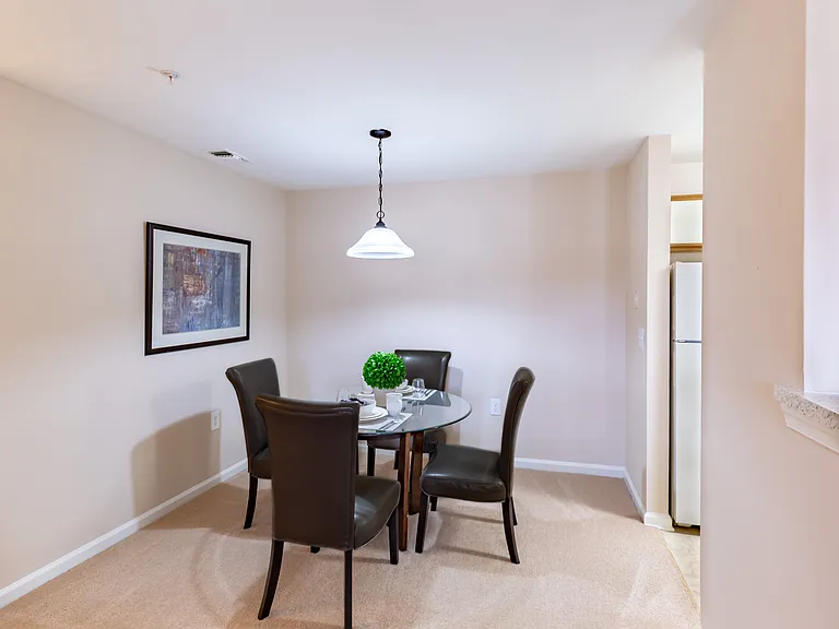 Somerset Pointe — Photo 6