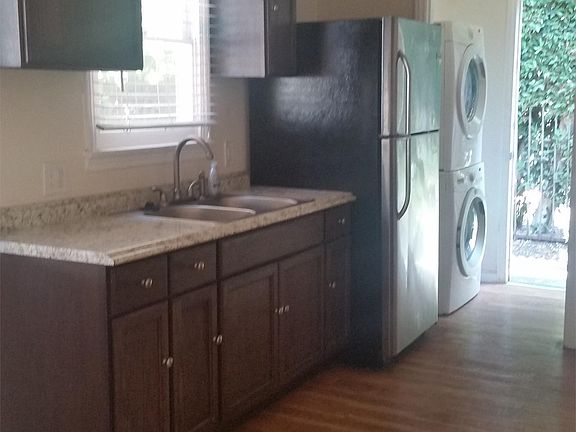 5th image of 1122 1/2 N Vista St