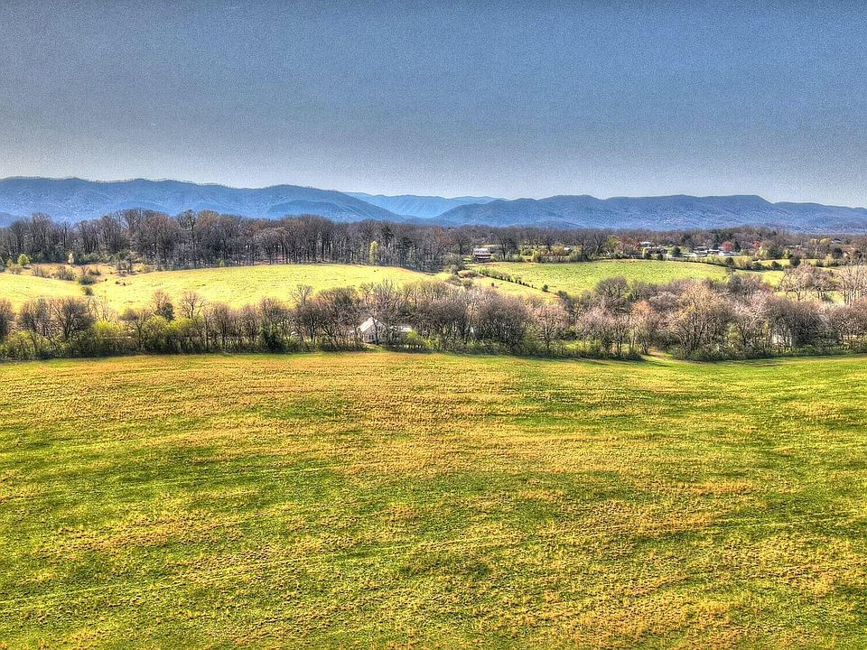 2nd image of 4581 Pea Ridge Rd