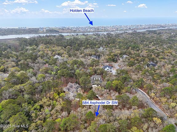 4th image of 584 Asphodel Drive SW