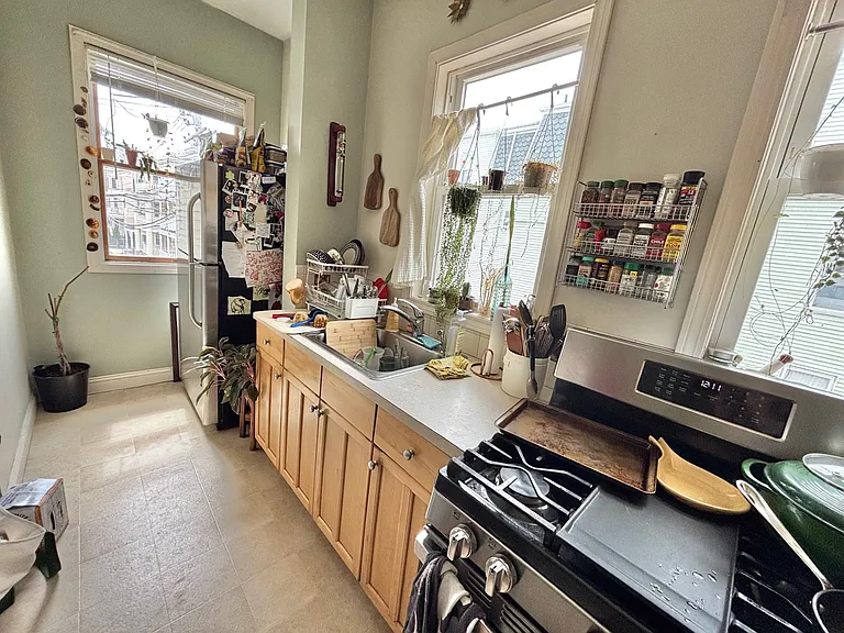 77 Easton St #2A — Photo 19