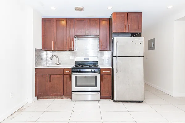 Rented by MySpaceNYC | media 1