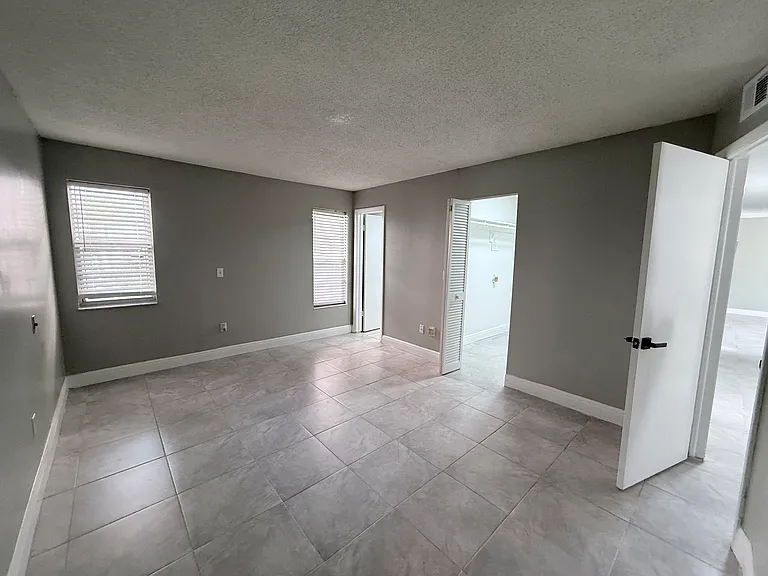 2800 NW 56th Ave #A303 — Photo 13