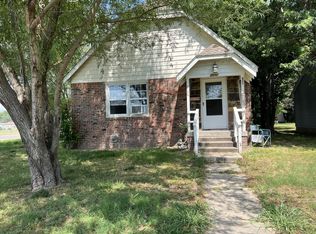 1124 I St NW, Miami, OK 74354