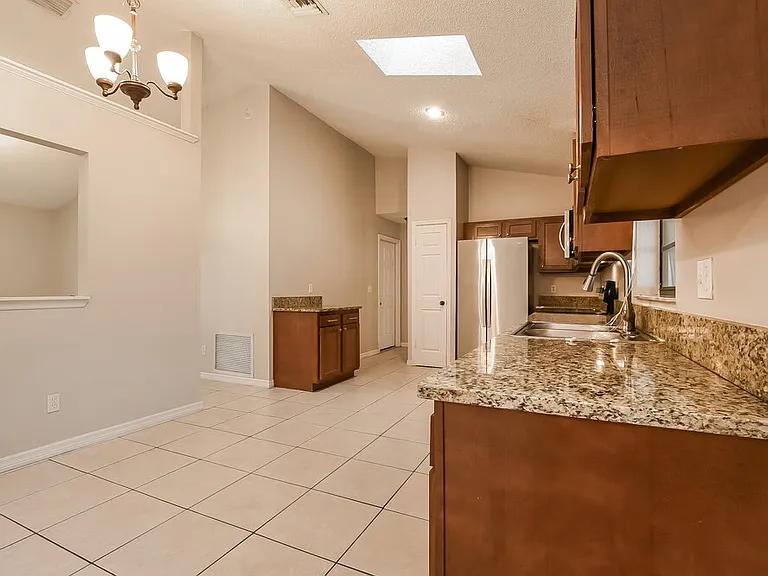 2924 Carcross Ct — Photo 8