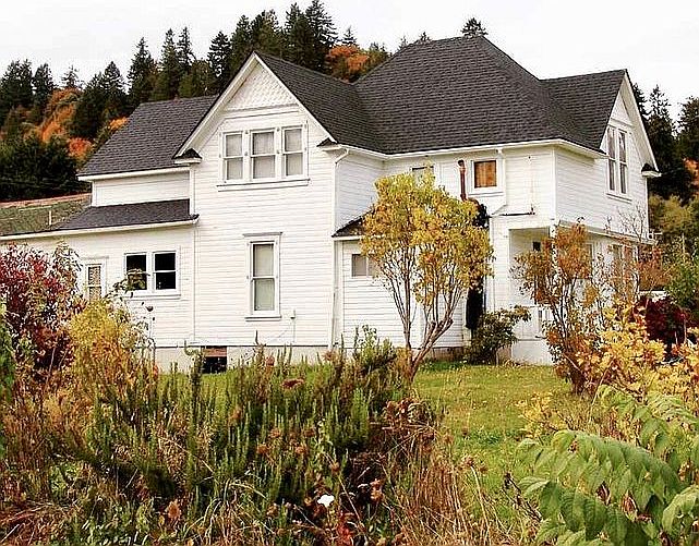 Photo is about 10 years old 