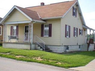 108 McGovern Rd, Houston, PA 15342