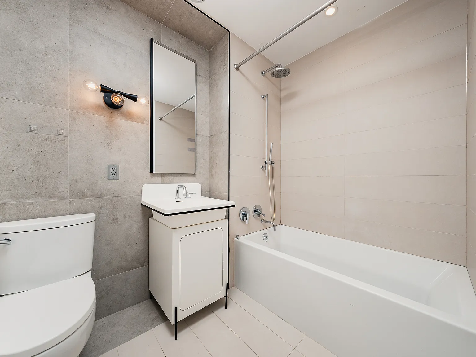 123 Melrose Street — Photo 4