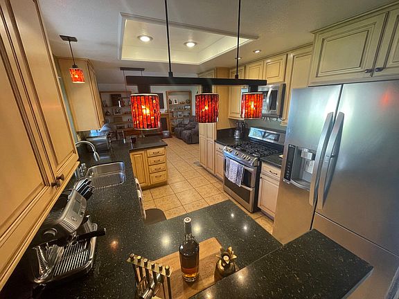 5th image of 24402 Saint Thomas Ave