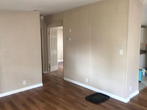 4th image of 153 Lura Ln