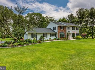 254 Hunters Run Rd, Honey Brook, PA 19344