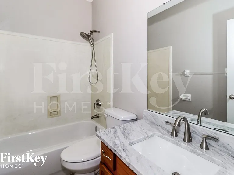 9971 Bloomsbury Ave — Photo 13