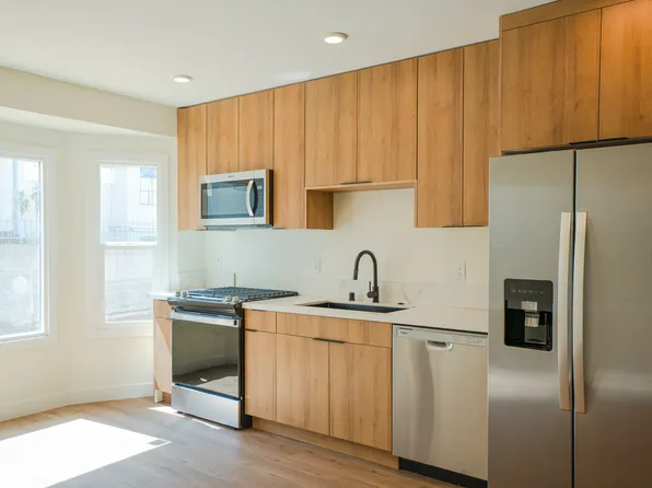 1036 S Westmoreland Ave, Los Angeles, CA 90006