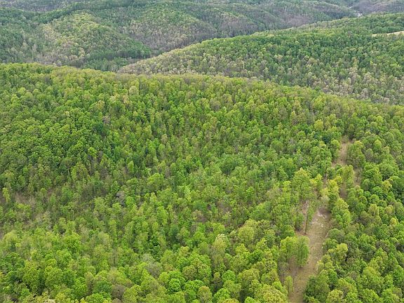 2nd image of 100 Old Turnpike Rd
