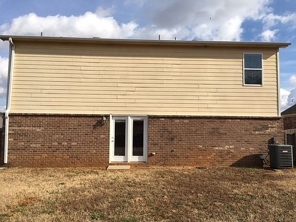 4th image of 176 Olympia Dr