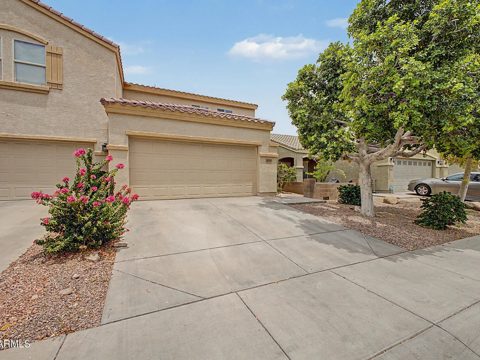 4 bed, 2.5 bath, 1765 sqft, $1,995 — Photo 2