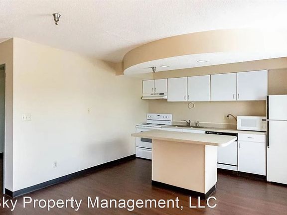 3rd image of 300 N McKinley Ave