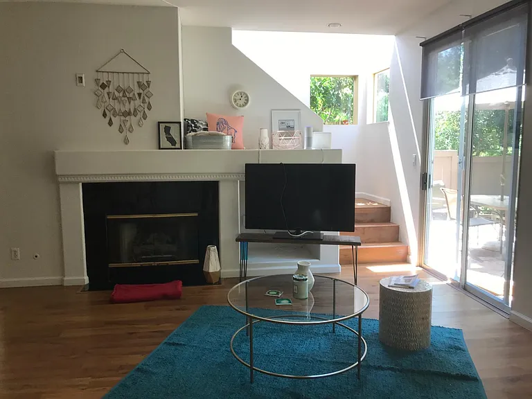 5550 Renaissance Ave #2 — Photo 6