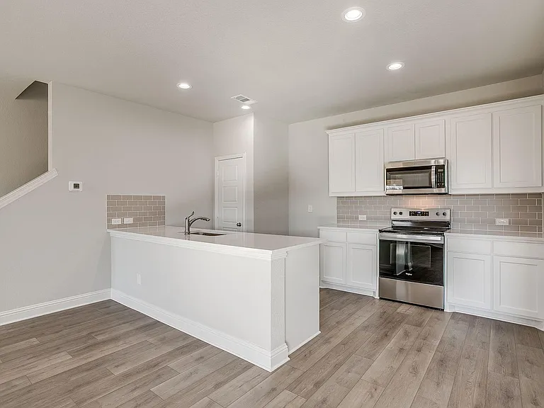 6916 Yellow Hammer Way — Photo 4