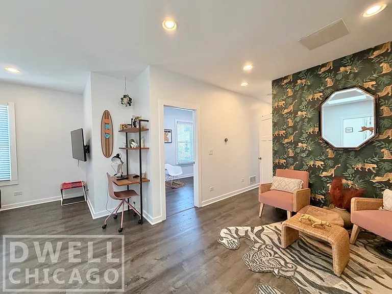 1419 N Paulina St — Photo 18