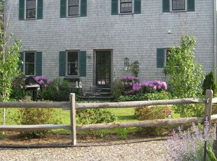 28 Sampsons Mill Rd, Mashpee, MA 02649