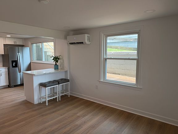 2nd image of 1132B Saint Clair Ave #B