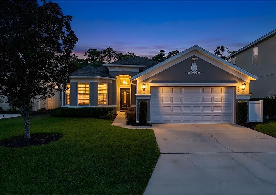 1st image of 554 Tupelo Cir