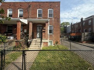 2350 Hunter Pl SE, Washington, DC 20020