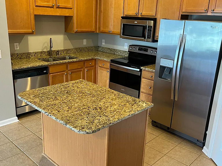 6815 Hanesbrook Cir #302 — Photo 4
