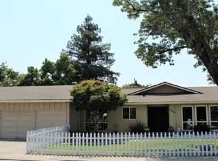 1904 Landini Way, Modesto, CA 95355