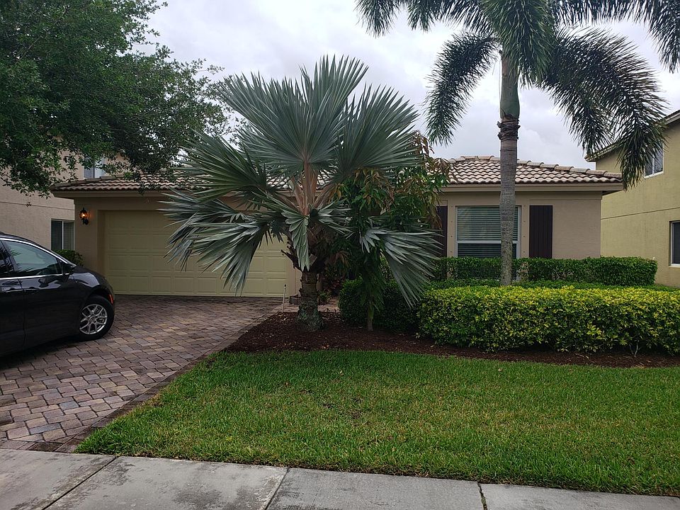 1st image of 4627 56th Ln