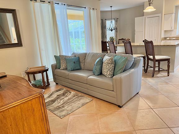 4th image of 8116 Breton Cir