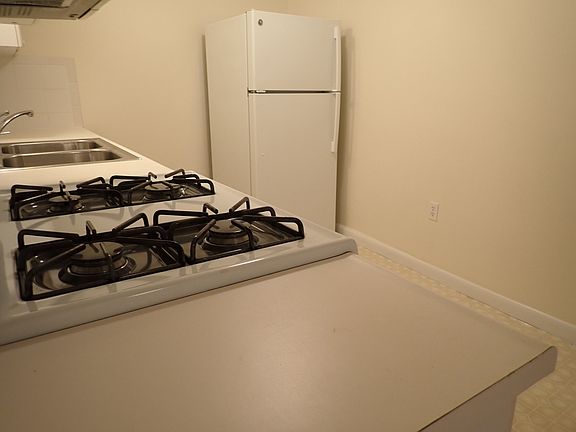 2nd image of 233 Bacon St #2