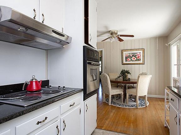 5th image of 279 Pineland Dr SE
