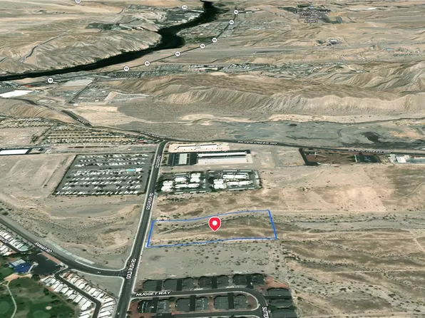 1674 Goldrush Rd, Bullhead City, AZ 86442