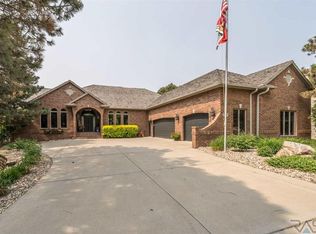 3213 S Nic Ann Ct, Sioux Falls, SD 57103