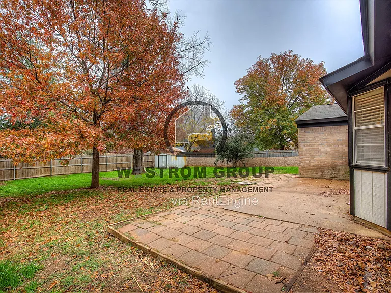 5307 School Hill Cir — Photo 26