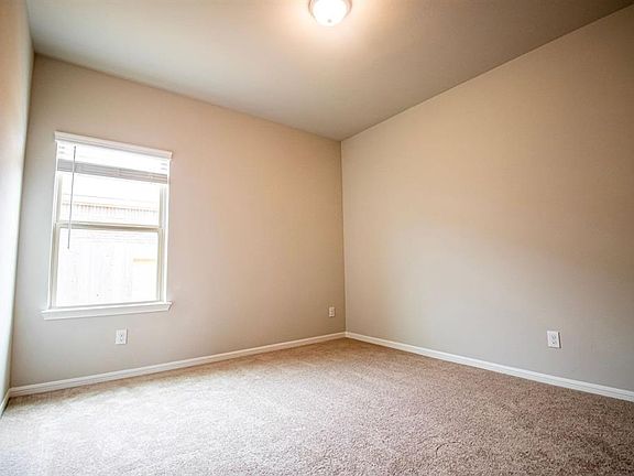 5th image of 3206 Royal Albatross Dr