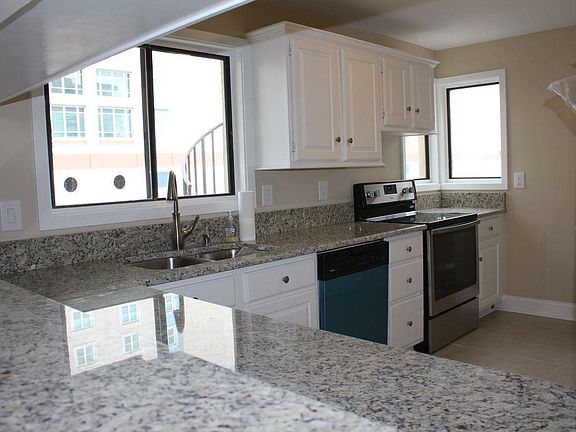 2nd image of 7600 N Ocean Blvd. #PH 4