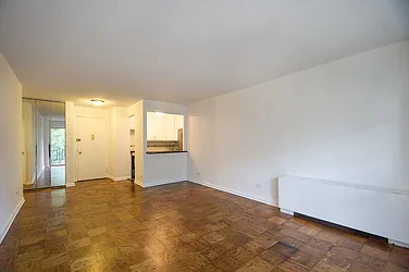 Rented by Rhona Realty