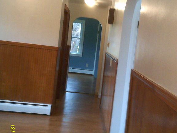 5th image of 43 Davis St #Basement