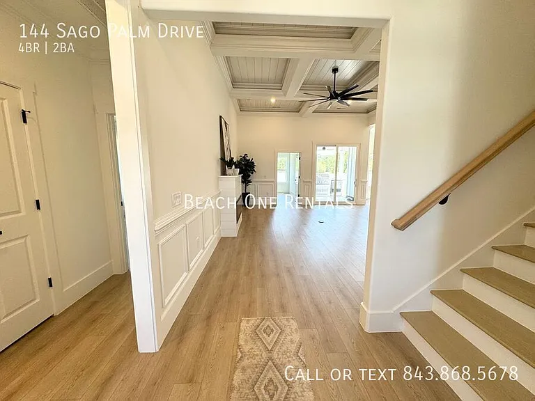 144 Sago Palm Dr — Photo 2