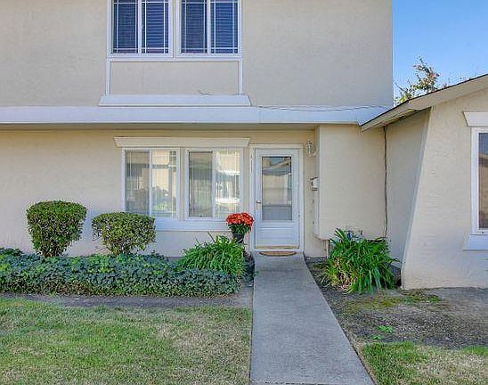 2nd image of 411 Don Carlos Ct