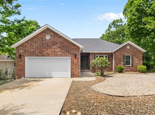 6 Didcot Ln, Bella Vista, AR 72714