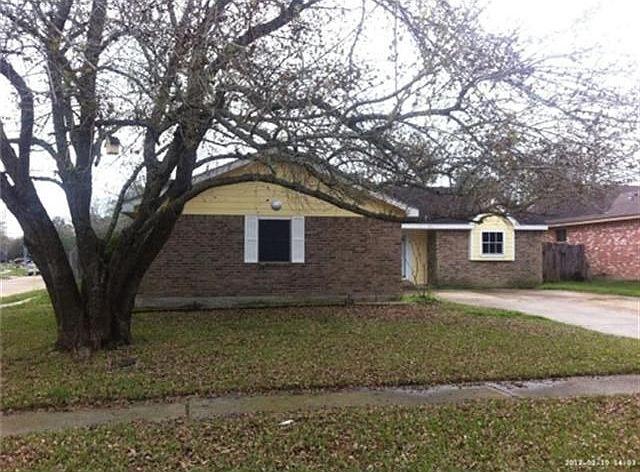 2nd image of 19603 Stillhouse Dr