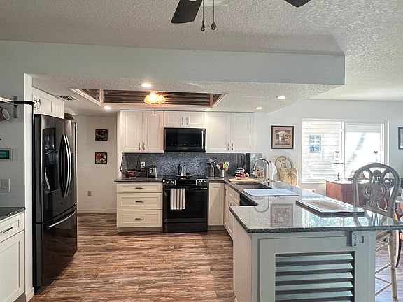 5th image of 8160 Alhambra Ct