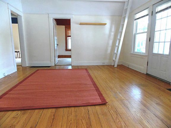 5th image of 2983 Sharon Dr