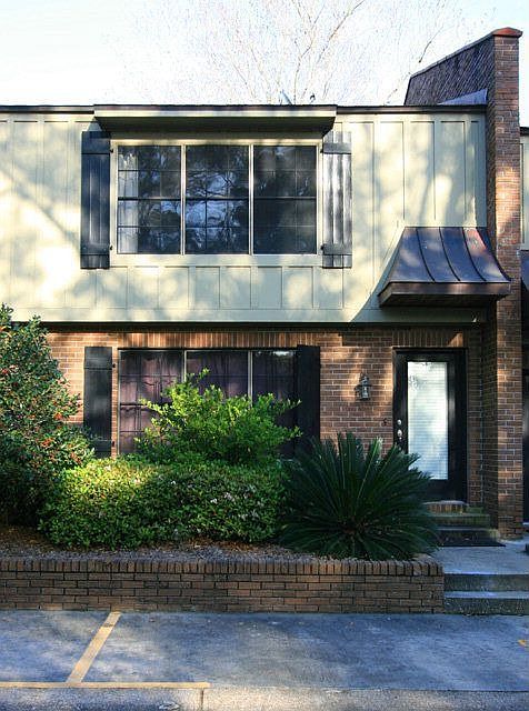 2nd image of 314 Gayfer Ct APT 7