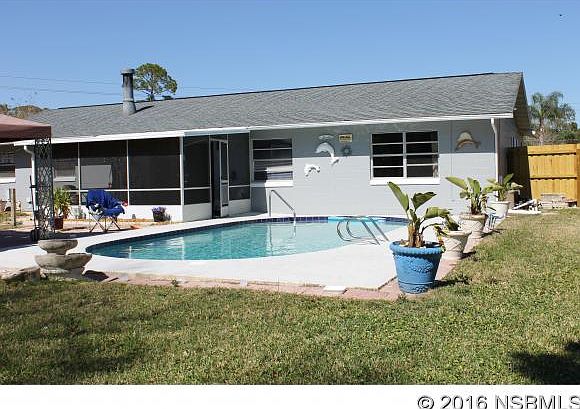 1st image of 2404 Queen Palm Dr